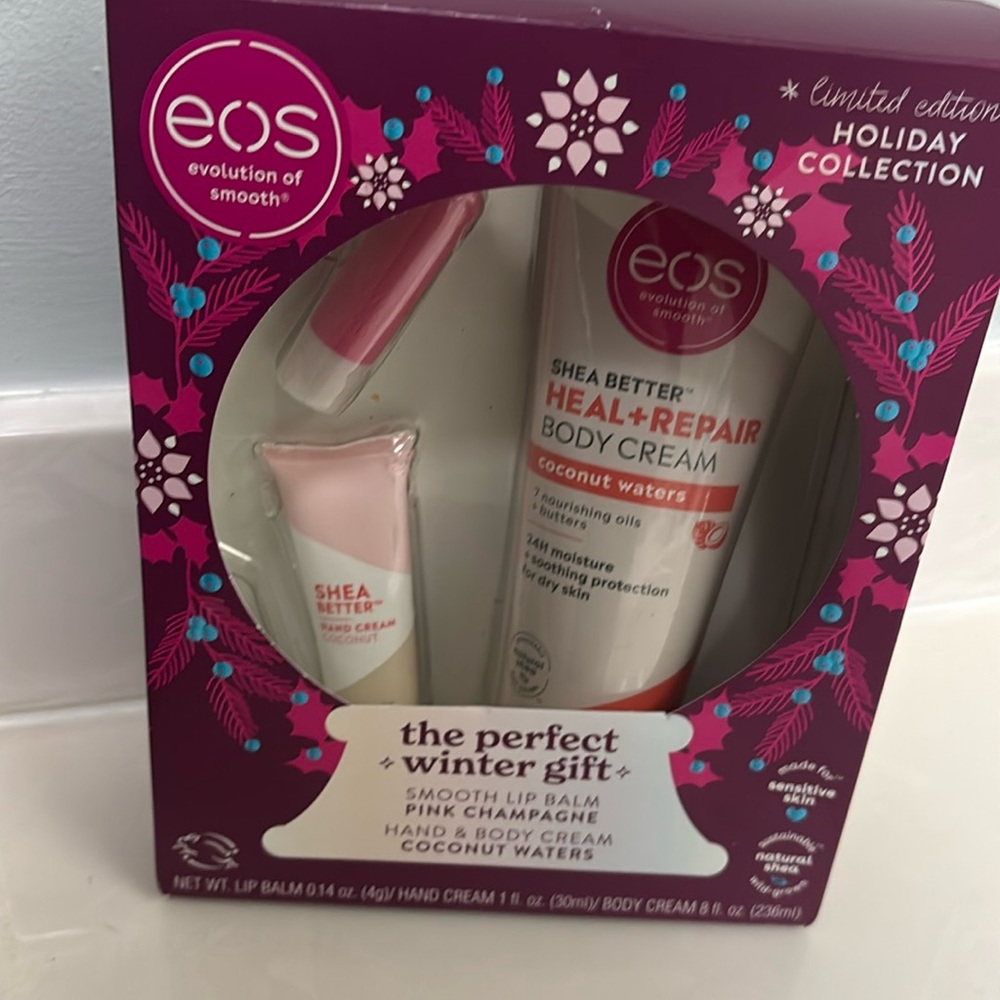 EOS Holiday Gift Set
